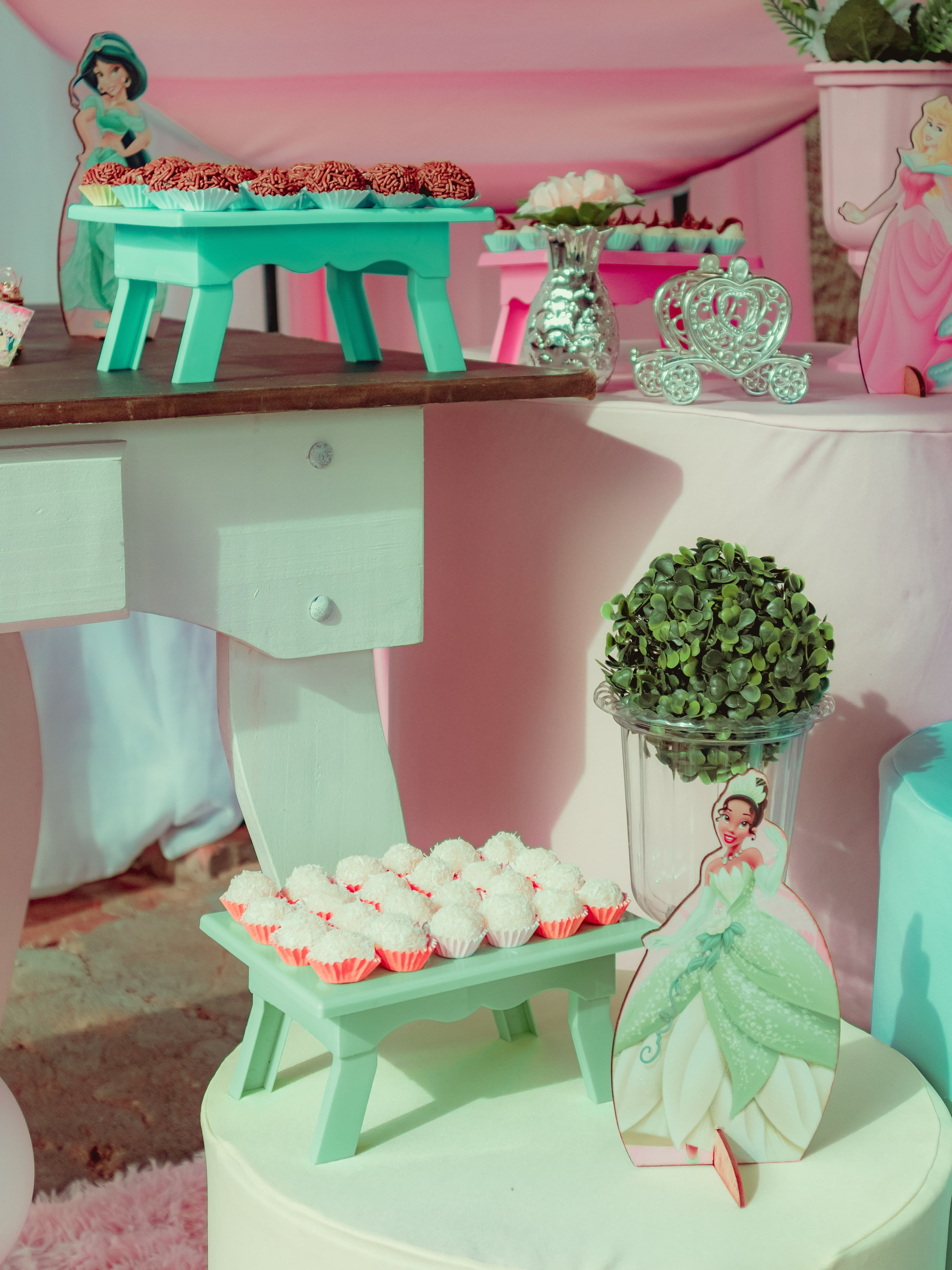 Festa di compleanno a tema principesse: idee magiche per piccole regine